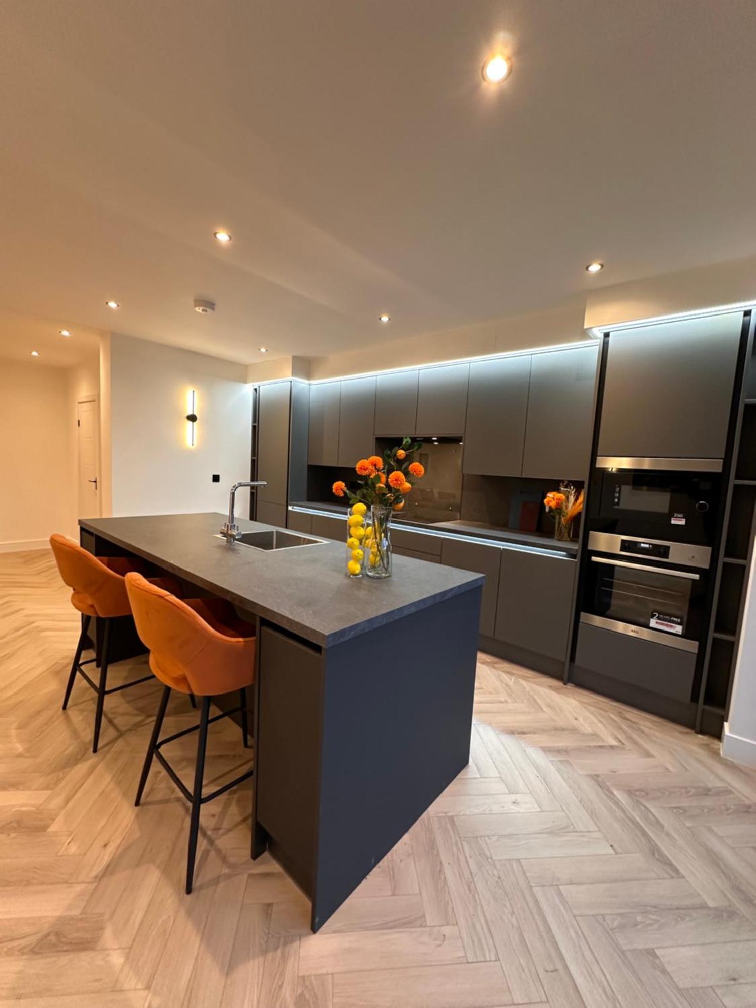 R5 - Luxury Private Ensuite Self-Contained Room - Newly Renovated Halesowen Bagian luar foto